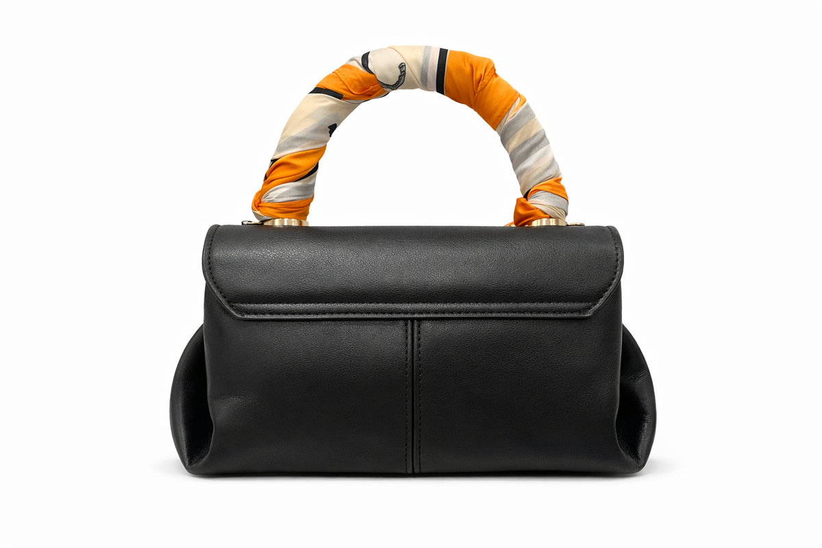 the lady amara purse