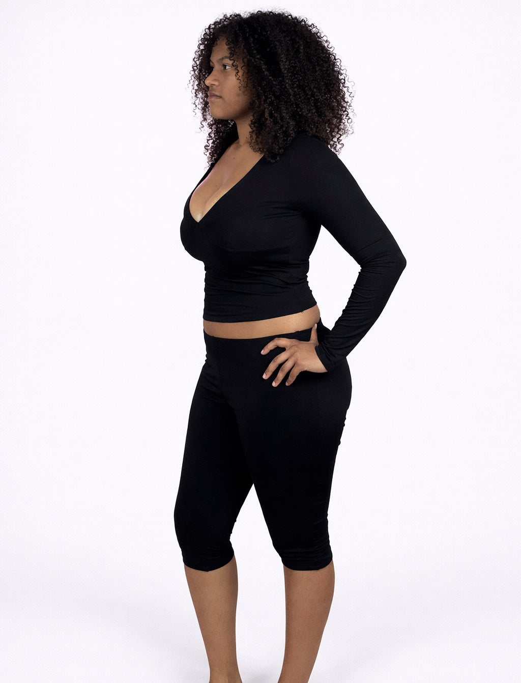 sculpt v-neck long sleeve capri set — black