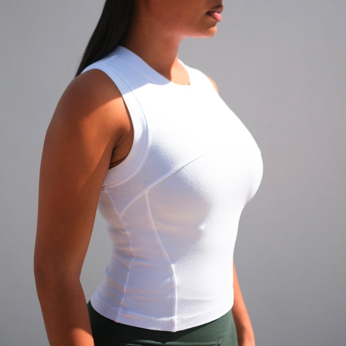 align sleeveless tee
