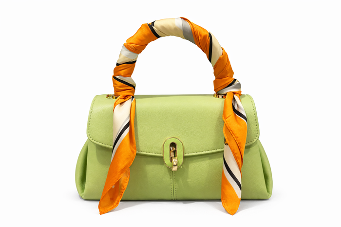 the lady amara purse