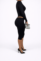 Sculpt V-Neck Long Sleeve Capri Set – Black