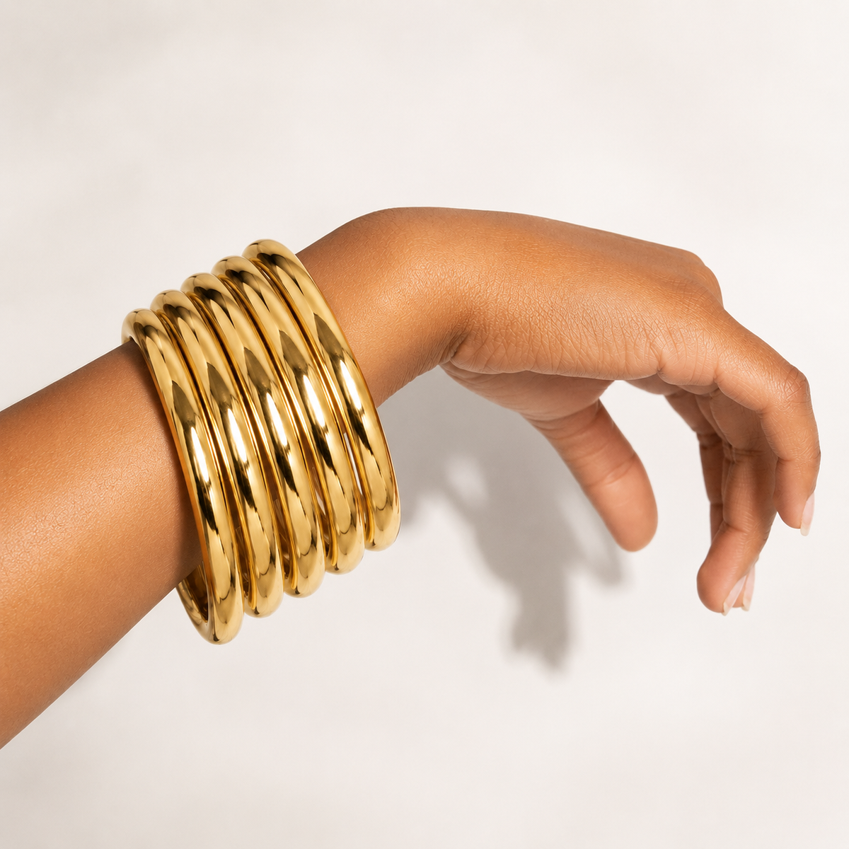 thick loop bangles